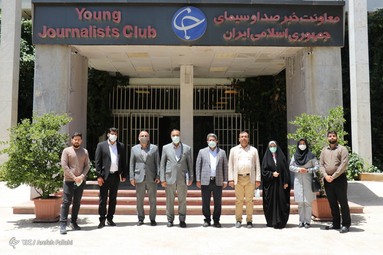 بازدید مجید سلطانی مدیرعامل شرکت مخابرات ایران از باشگاه خبرنگاران جوان