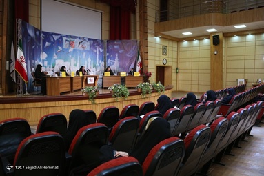 میزگرد بررسی برنامه داوطلبین ریاست جمهوری در حوزه زنان و خانواده - دانشگاه تهران