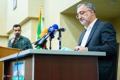 نشست علیرضا زاکانی داوطلب انتخابات ریاست جمهوری با اساتید ودانشجویان دانشگاه امیرکبیر