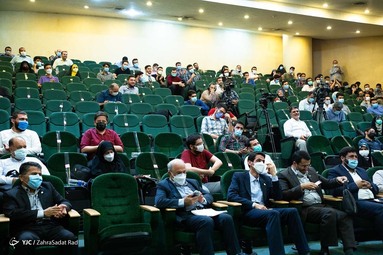 نشست علیرضا زاکانی داوطلب انتخابات ریاست جمهوری با اساتید ودانشجویان دانشگاه امیرکبیر