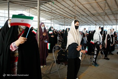 دیدار سید ابراهیم رئیسی با فعالین بانوان و دختران
