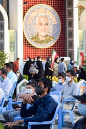 جشن تکلیف سیاسی رأی اولی‌های کرمان در جوار مزار سردار دل‌ها