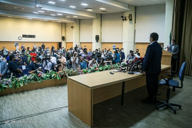 نشست خبری عبدالناصر همتی