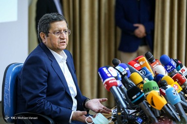 نشست خبری عبدالناصر همتی