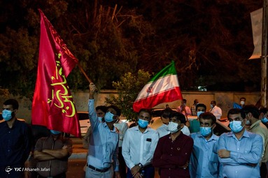 تماشای دیدار تیم ملی فوتبال ایران برابر تیم ملی عراق در ستادهای تبلیغات کاندیدا‌های انتخابات ۱۴۰۰ - بوشهر