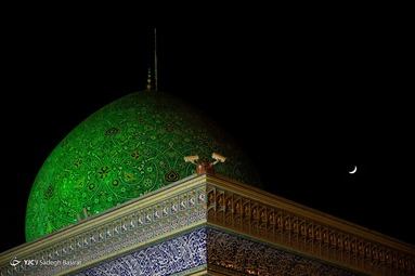 بنای امامزاده جعفر بن موسی کاظم (شاهرضا) مربوط به دوره صفوی است و در کنار کوهی به نام کوه سفیدی واقع شده است - شهرضا اصفهان