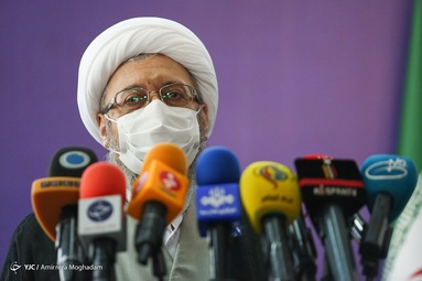 حضور صادق لاریجانی رئیس مجمع تشخیص مصلحت نظام در پای صندوق رای
