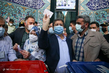 حضور عبدالناصر همتی در حسینیه ارشاد