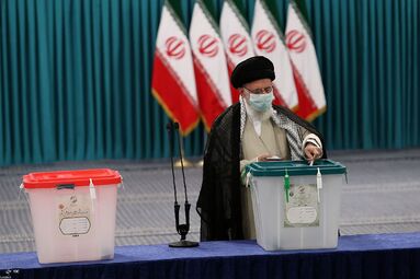 حضور مقام معظم رهبری در انتخابات ۱۴۰۰