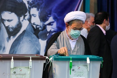 حضور آیت الله مقتدایی در رای گیری انتخابات - جماران