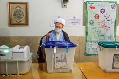 حضور مراجع تقلید در انتخابات ۱۴۰۰