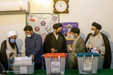 حضور مراجع تقلید در انتخابات ۱۴۰۰
