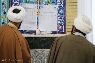 حضور مردم در پای صندوق‌های اخذ رای انتخابات ۱۴۰۰ - زابل
