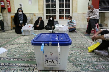 آغاز شمارش آراء در شعبه های اخذ رای - همدان