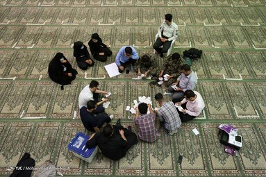 آغاز شمارش آراء در شعبه های اخذ رای - همدان