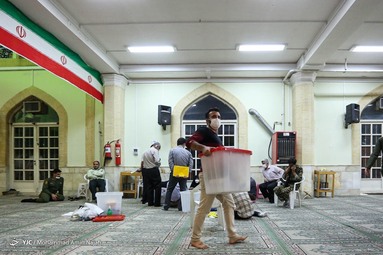 آغاز شمارش آراء در شعبه های اخذ رای - همدان