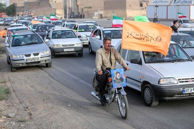 کاروان خودرویی شادی پیروزی در انتخابات - قم