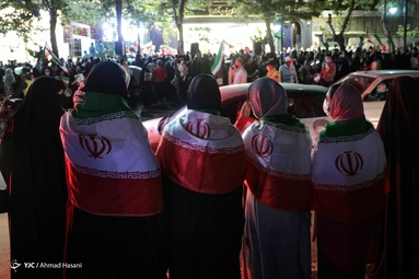جشن پیروزی حامیان سید ابراهیم رئیسی در انتخابات ریاست جمهوری - مشهد