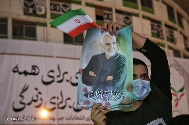 جشن پیروزی هواداران آیت‌الله رئیسی - میدان ولیعصر (عج)