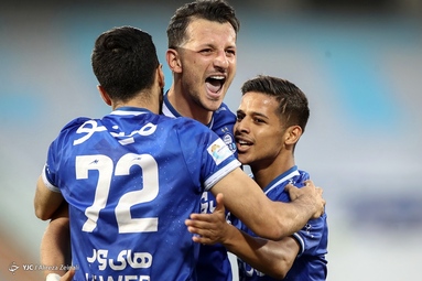 لیگ برتر فوتبال / استقلال تهران - شهرخودرو مشهد
