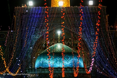 حال و هوای حرم مطهر رضوی در آستانه میلاد حضرت رضا(ع)