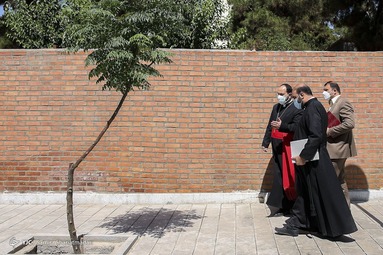بهره برداری و بهسازی مجموعه آرامستان های دولاب