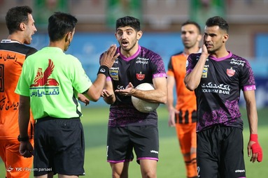 لیگ برتر فوتبال/ مس رفسنجان ۰ - پرسپولیس ۱