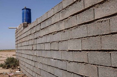 شاخه موجود رودخانه زهره در روستای منصوره نیز همیشه آب ندارد و دارای آّبی گل آلود و غیر بهداشتی است.