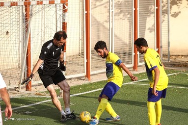 بازی نمادین پیشکسوتان تیم ملی با تیم فرشتگان آسمانی نوجونان سندروم دان