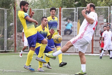 بازی نمادین پیشکسوتان تیم ملی با تیم فرشتگان آسمانی نوجونان سندروم دان