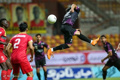 لیگ برتر فوتبال/ فولاد  - پرسپولیس