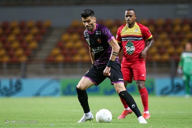 لیگ برتر فوتبال/ فولاد  - پرسپولیس