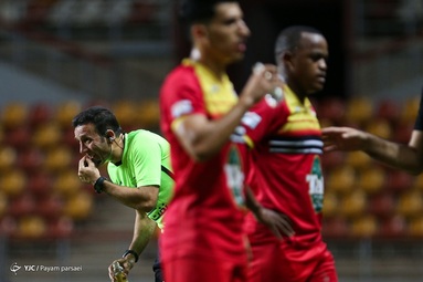 لیگ برتر فوتبال/ فولاد  - پرسپولیس