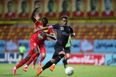 لیگ برتر فوتبال/ فولاد  - پرسپولیس