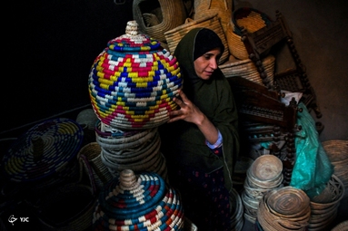 حصیر بافی زنان مصری با برگ درخت نخل