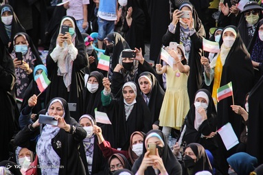 جشن عروسی دختران انقلاب