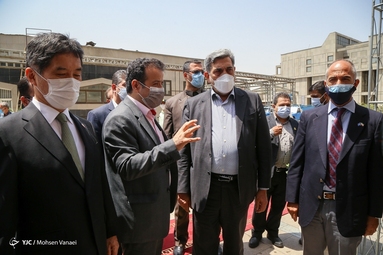 مراسم رونمایی از دستگاه «R V M» یا دریافت خودکار پسماند