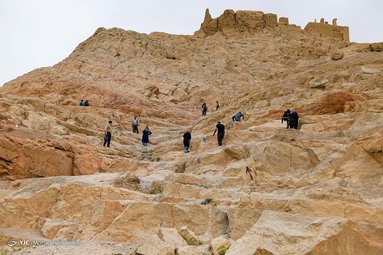 «آتشگاه» اصفهان یا کوه «آتشگاه» از بنا‌های تاریخی شهر اصفهان و سِدِه و از یادگار‌های ایران باستان است