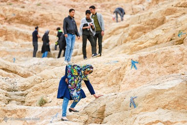 «آتشگاه» اصفهان یا کوه «آتشگاه» از بنا‌های تاریخی شهر اصفهان و سِدِه و از یادگار‌های ایران باستان است