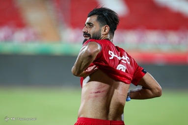 لیگ برتر فوتبال/ پرسپولیس ۲ - آلومینیوم اراک ۰