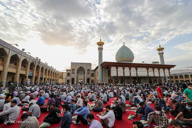 قرائت دعای پر فیض عرفه - حرم مطهر شاهچراغ (ع)