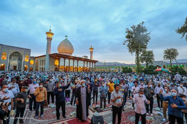 قرائت دعای پر فیض عرفه - حرم مطهر شاهچراغ (ع)
