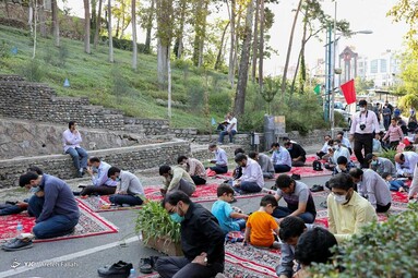 قرائت دعای پر فیض عرفه -  دانشگاه امام صادق (ع)