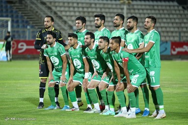 در چارچوب هفته بیست و هفتم مسابقات لیگ برتر، تیم‌های فوتبال پرسپولیس تهران و ماشین سازی تبریز مقابل یکدیگر قرار گرفتند