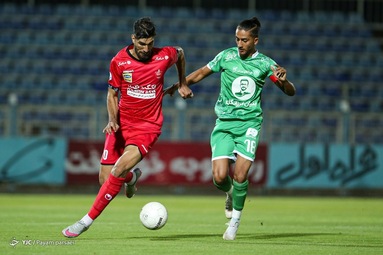 در چارچوب هفته بیست و هفتم مسابقات لیگ برتر، تیم‌های فوتبال پرسپولیس تهران و ماشین سازی تبریز مقابل یکدیگر قرار گرفتند