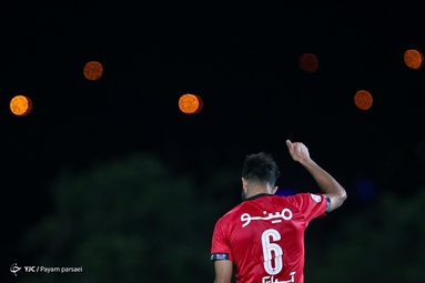 در چارچوب هفته بیست و هفتم مسابقات لیگ برتر، تیم‌های فوتبال پرسپولیس تهران و ماشین سازی تبریز مقابل یکدیگر قرار گرفتند