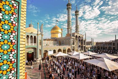 اقامه نماز عید قربان - حرم مطهر حضرت فاطمه معصومه (س)