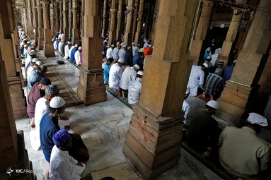 اقامه نماز عید قربان در سراسر جهان