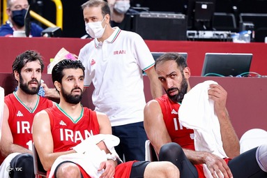 تیم ملی بسکتبال ایران ۶۶ - آمریکا ۱۲۰