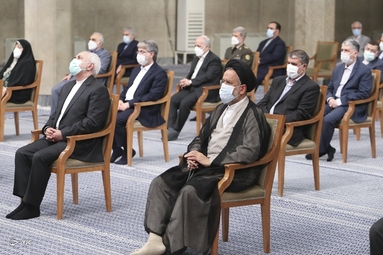 آخرین دیدار رئیس‌جمهور و هیئت دولت دوازدهم با رهبر معظم انقلاب
